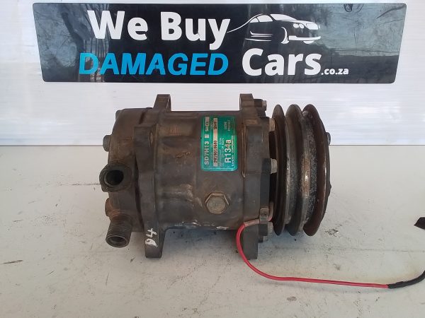 Nissan hardbody /NP300 KA20 Aircon compressor / pump OEM - Image 4