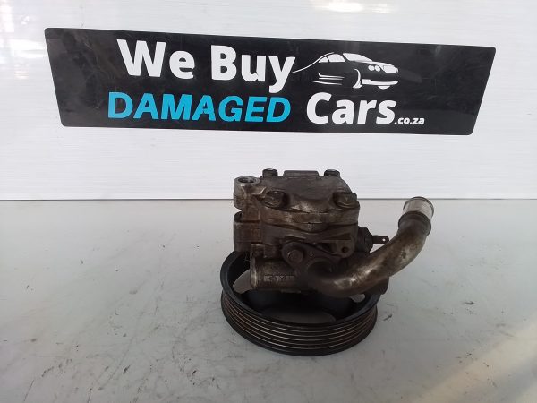 Ford Focus 2.0 TDCI Power Steering Pump - Image 4