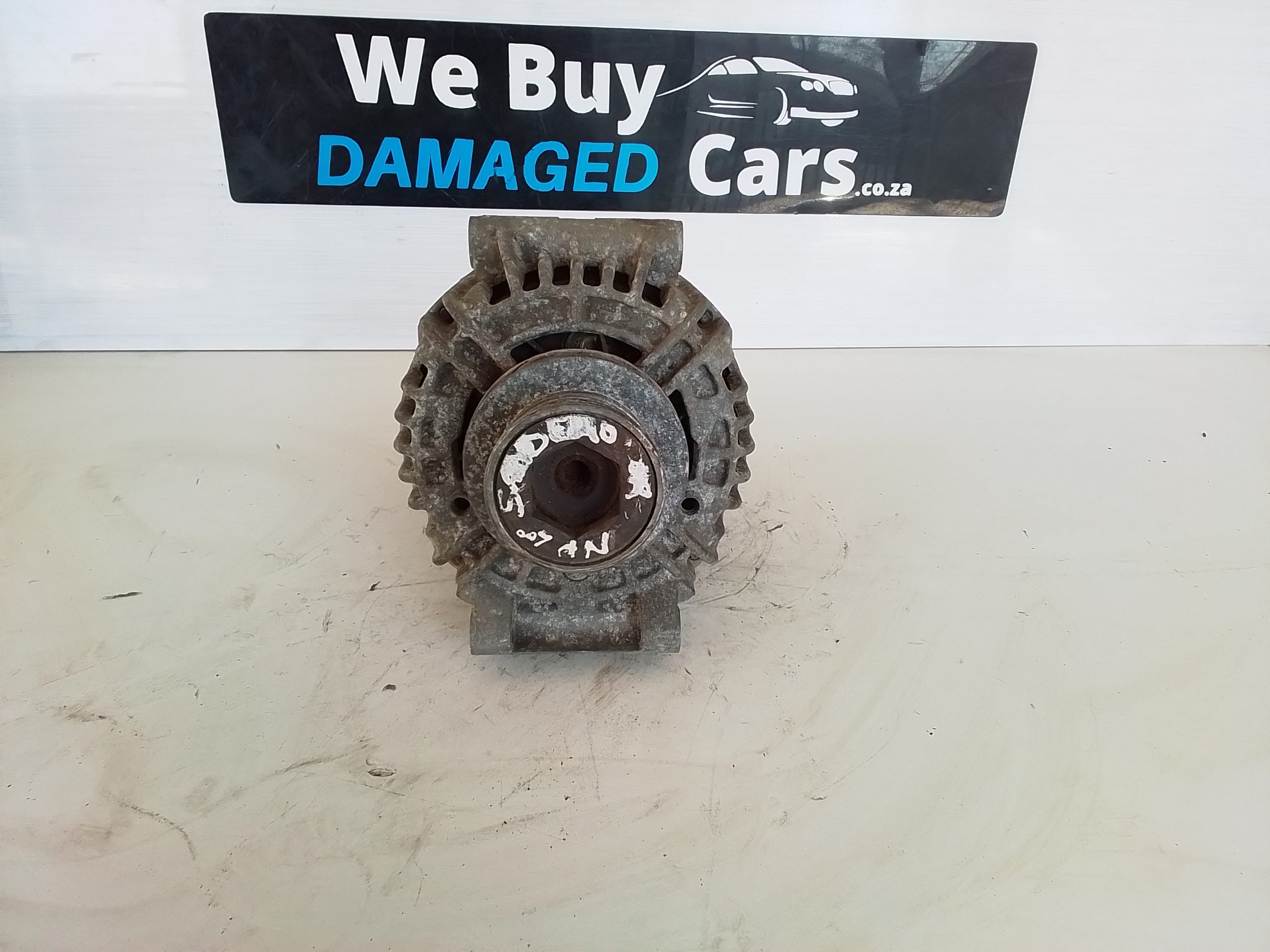 Renault Sandero 1.6 Alternator OEM