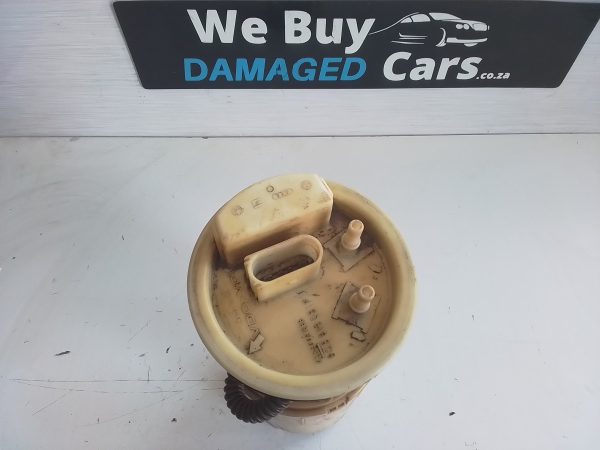 VW / Volkswagen Polo 6 Petrol Pump OEM - Image 4