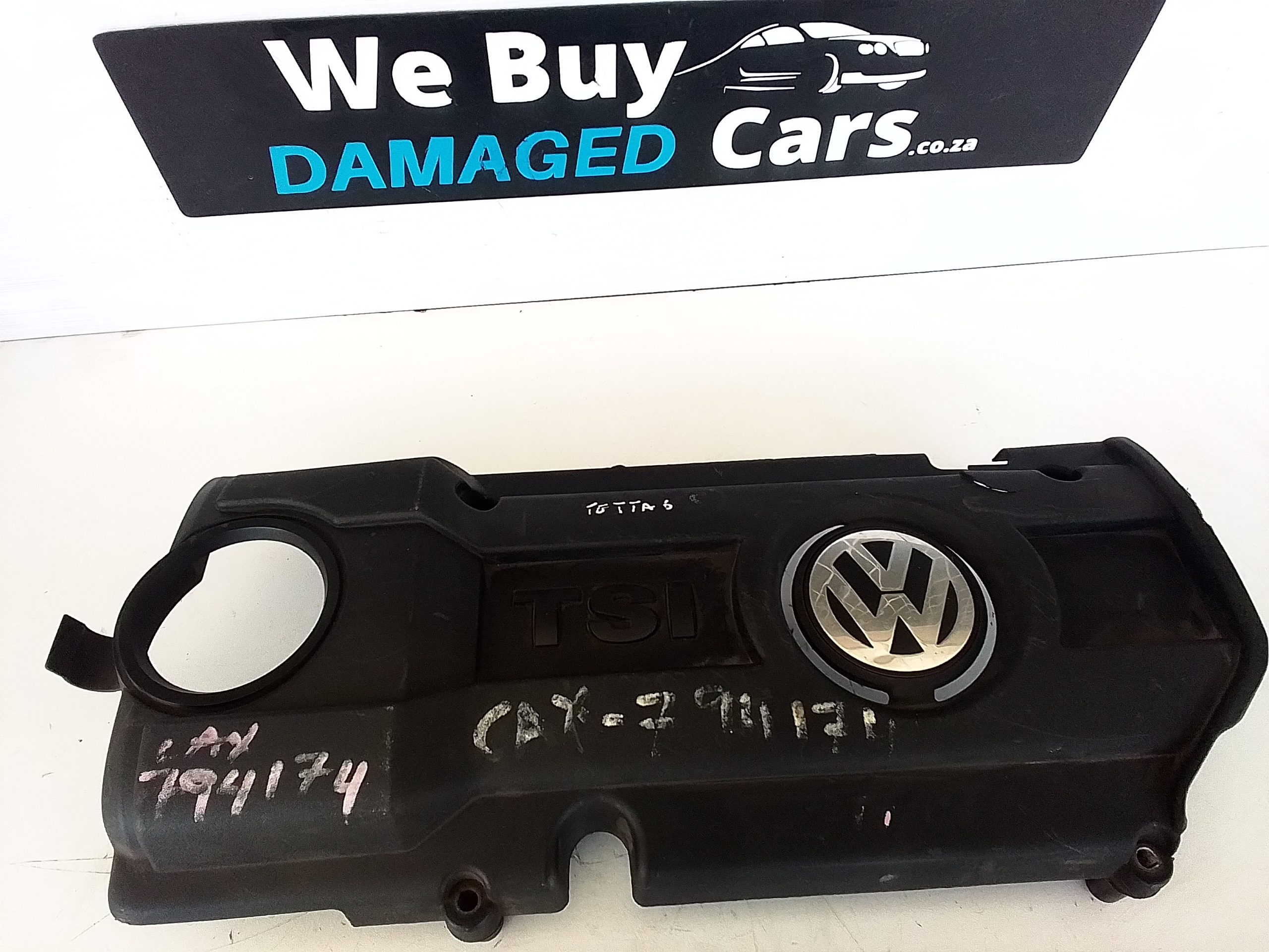 VW/ Volkswagen Jetta MK6 1.4 TSI Engine Cover OEM