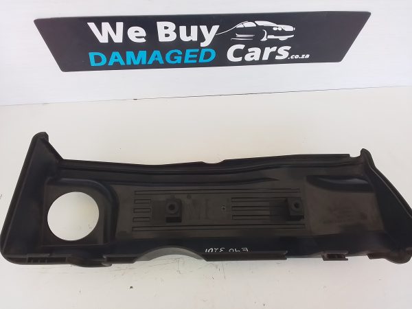 BMW E90 320i N43 Engine Cover OEM - Image 3