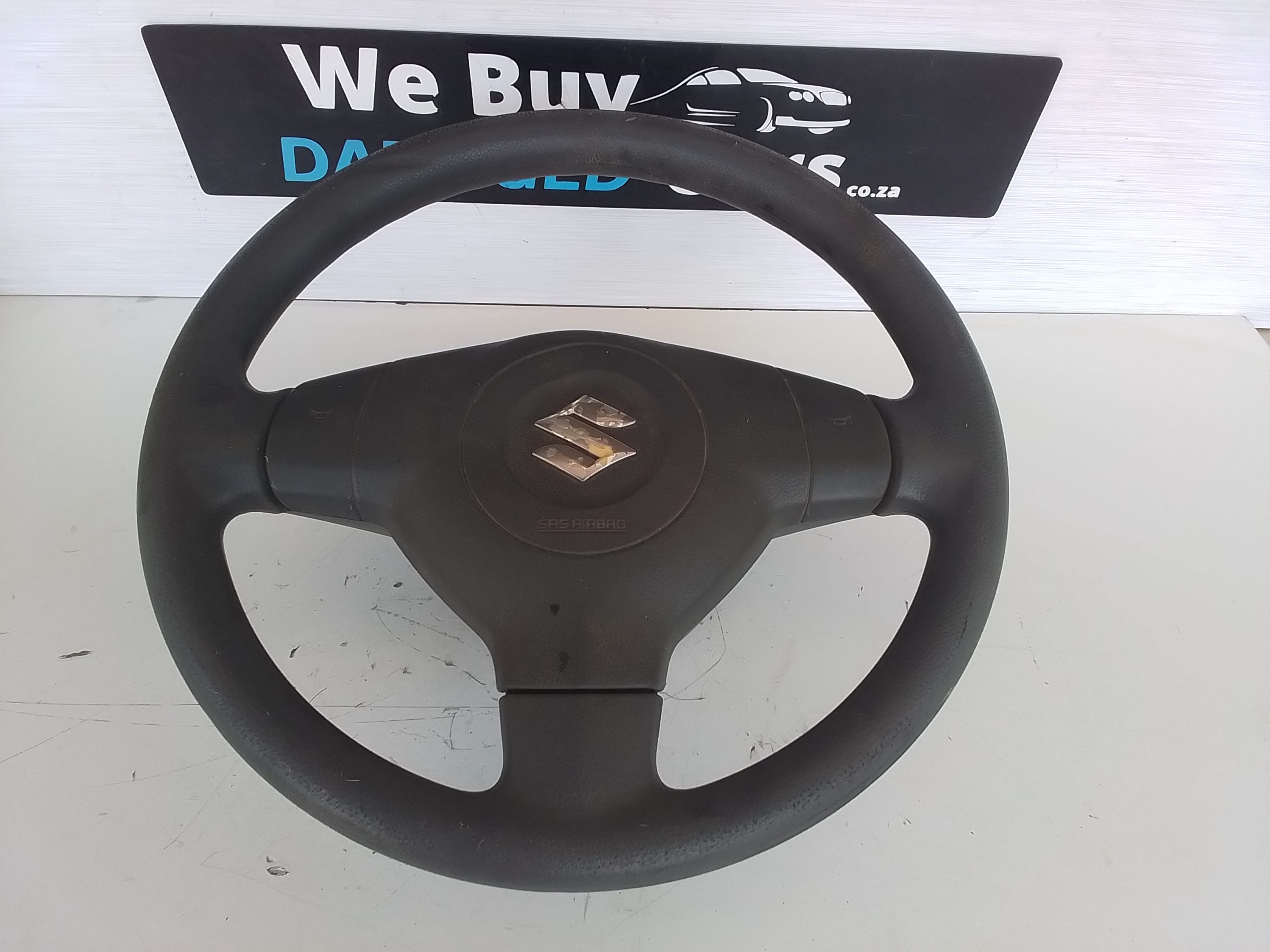Suzuki Alto R06A Steering wheel with Airbag OEM
