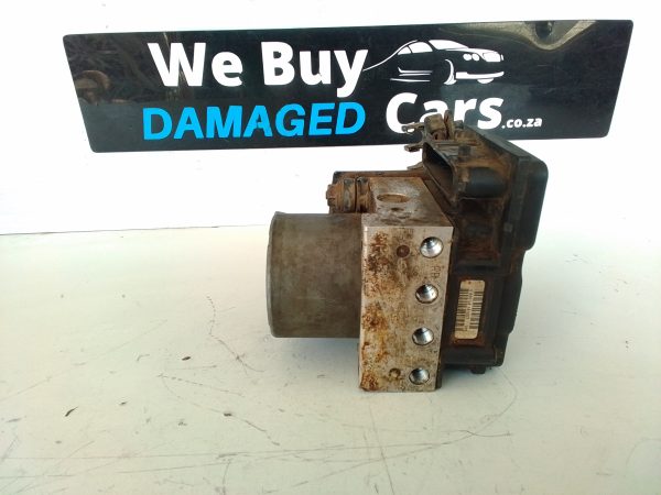 Toyota Professional 2.0 D4D 2AD ABS Pump OEM - Image 3