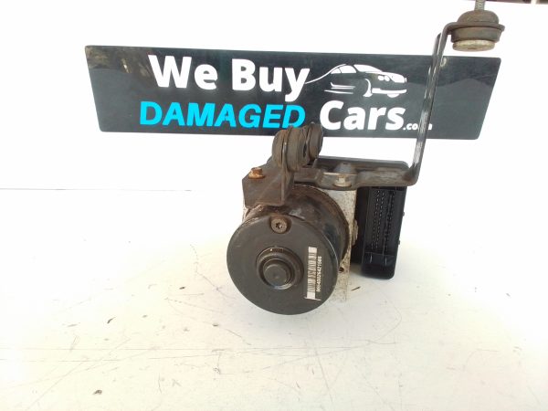 Ford Focus ST2 2.5 ABS Pump OEM - Image 3