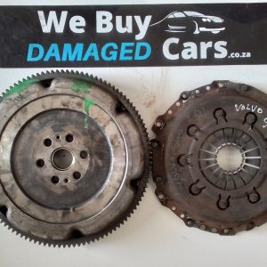 Volvo S40 2.0 Flywheel / Clutch kit OEM