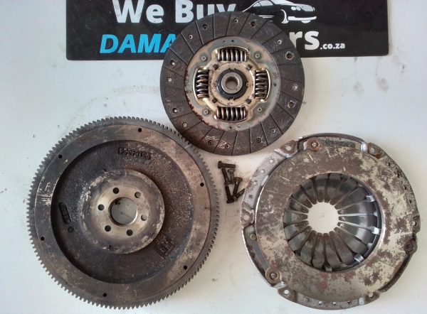 Chevrolet Cruze 1.6 Flywheel / Clutch kit OEM - Image 3