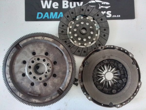 Ford Focus ST 2.5 5 Cylinder/Volvo 2.5 Flywheel / Clutch OEM