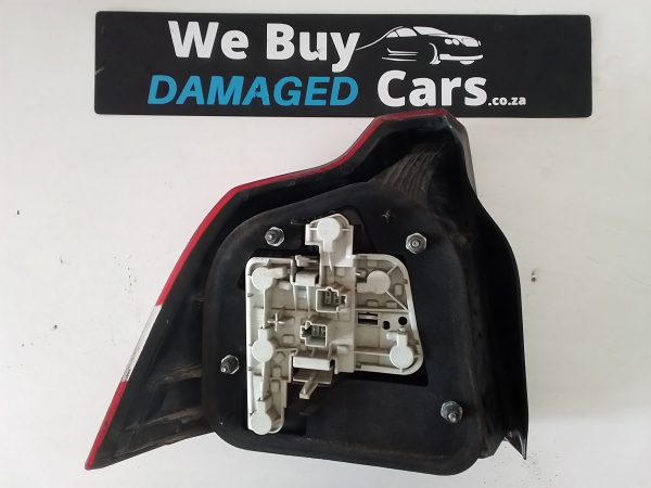 Volvo S40 RHS Taillight 2007 OEM - Image 3