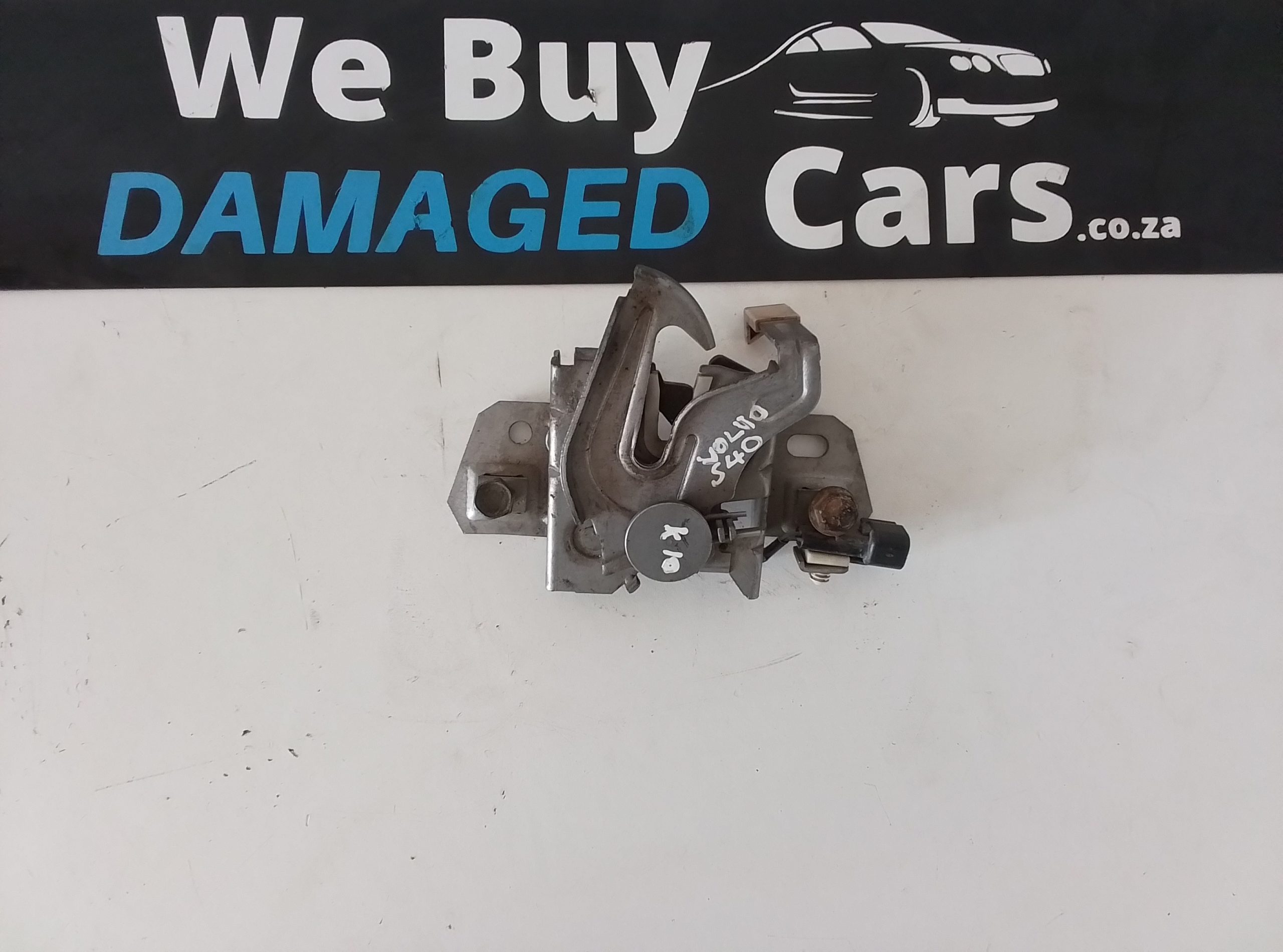 Volvo S40 Bonnet Catch 2008 OEM