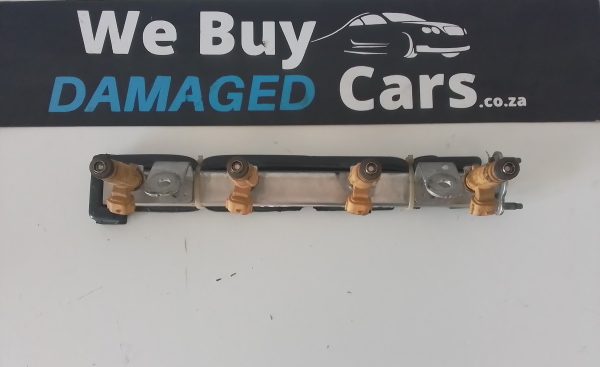 Hyundai i20 G4FA Fuel Injector with Fuel Rail - Image 2