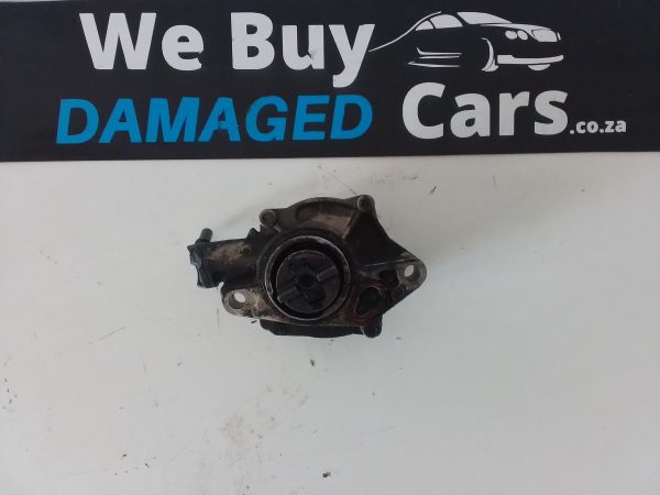Ford Figo 1.5 Tdci Vacuum Pump 2011 OEM - Image 3