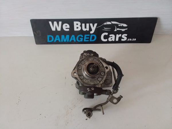 Toyota Corolla 2.0 D4D 2AD Diesel Pump 2009 OEM - Image 2