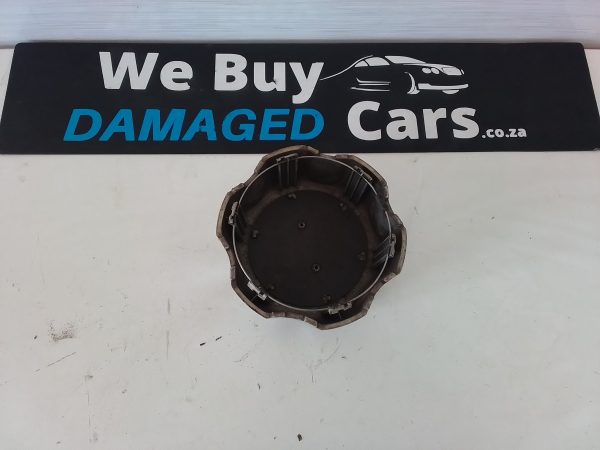 Nissan Hardbody Center Wheel Cap OEM - Image 4