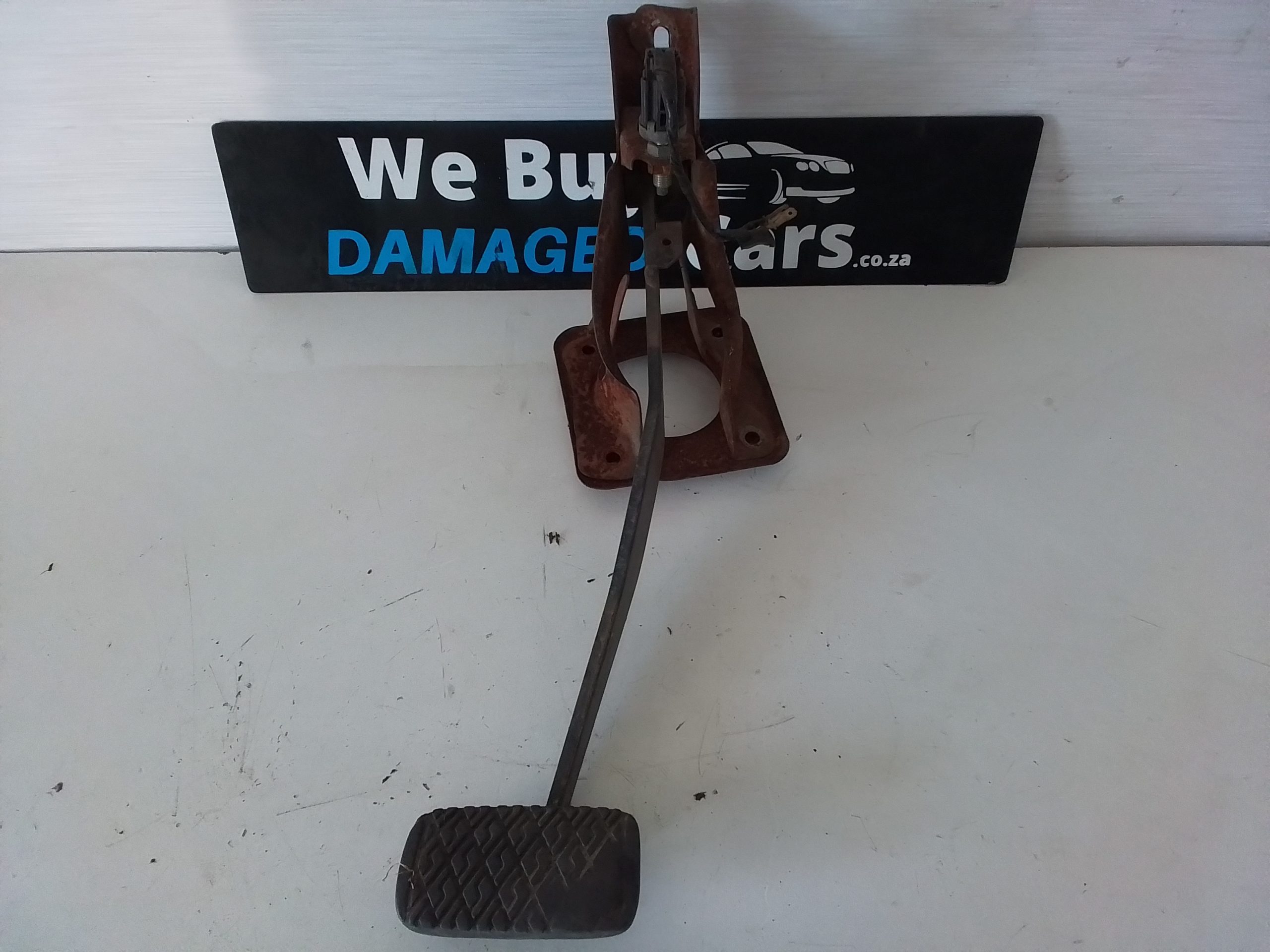 Toyota Corolla/Conquest 160i Auto Brake Pedal 1995 OEM