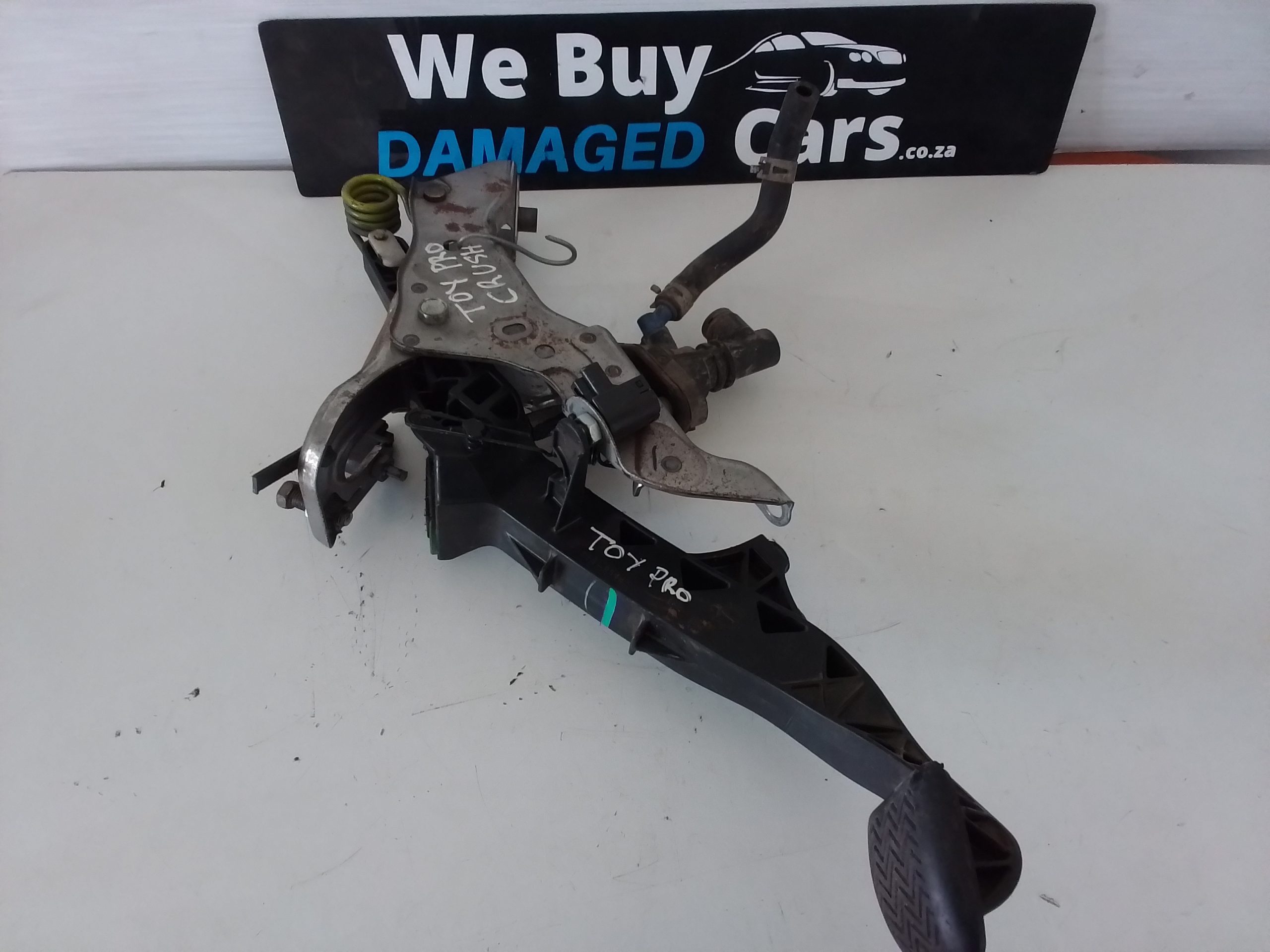 Toyota Corolla Professional 2.0 D4D 2AD Clutch Pedal and Clutch Master OEM