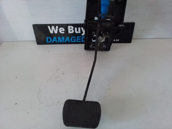 Jaguar XF Brake Pedal 2011 OEM - Image 3