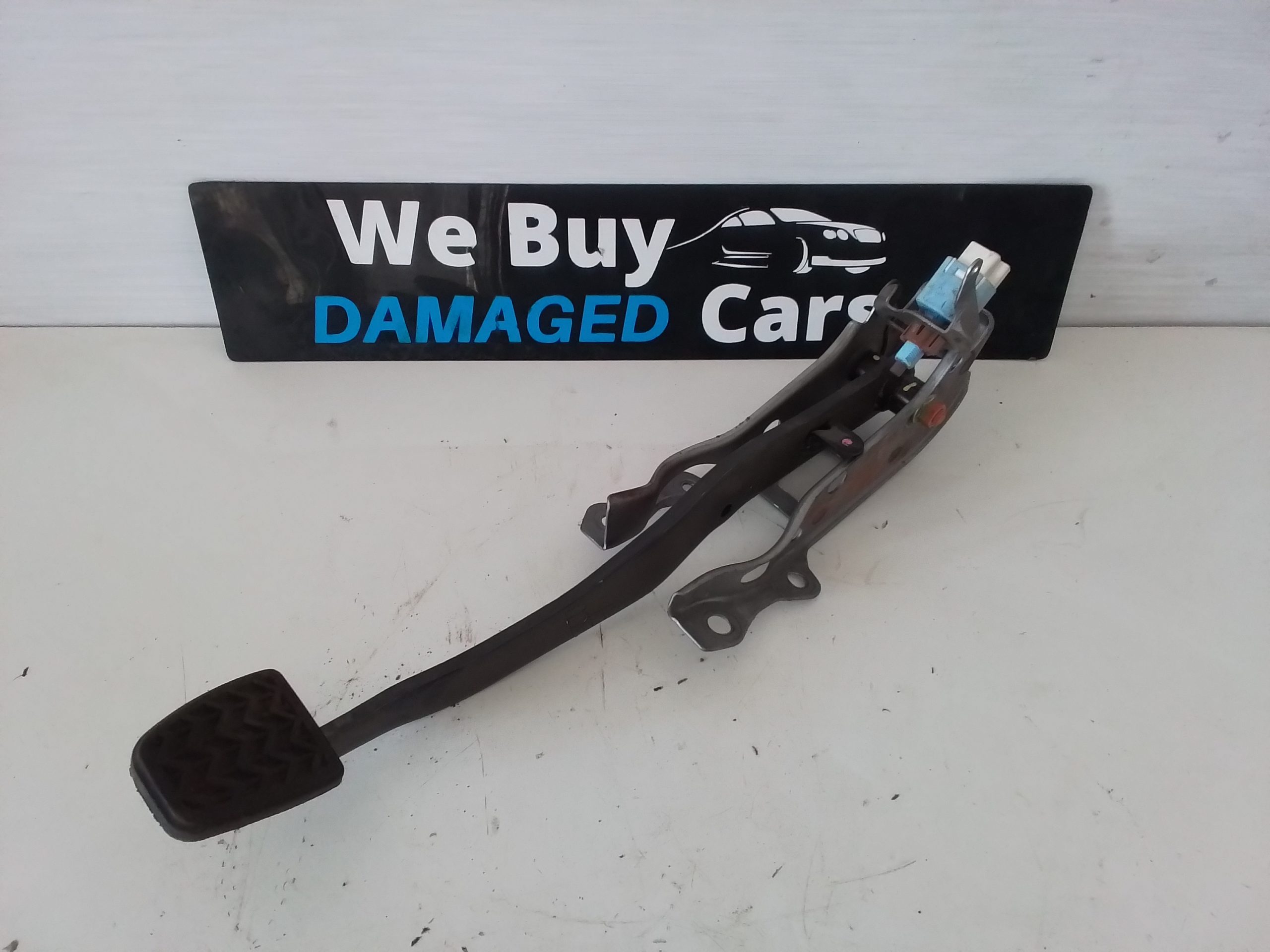 Toyota Yaris 2NR Brake Pedal OEM