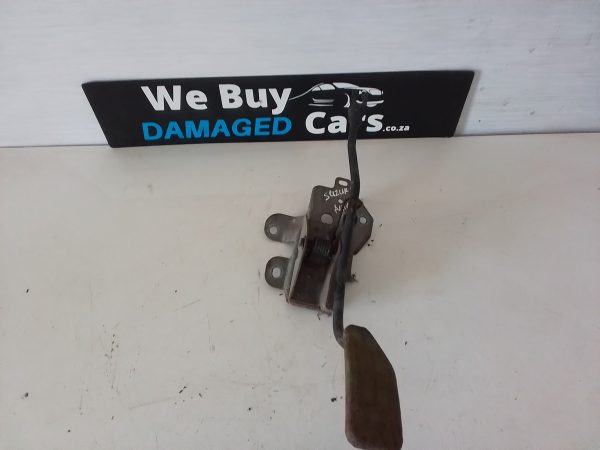 Suzuki Alto 1.0 2013 Accelerator Pedal OEM - Image 3
