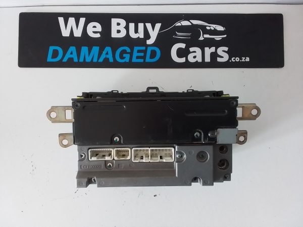 Toyota Corolla Professional 2.0 D4D 2AD Radio OEM - Image 5