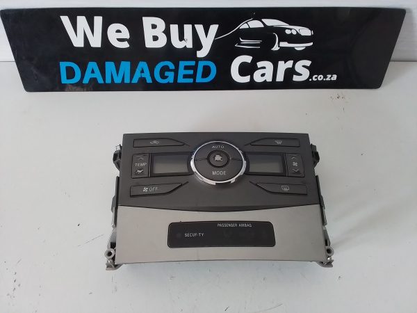 Toyota Corolla Professional 2.0 D4D 2AD Aircon Control Panel / Switch OEM
