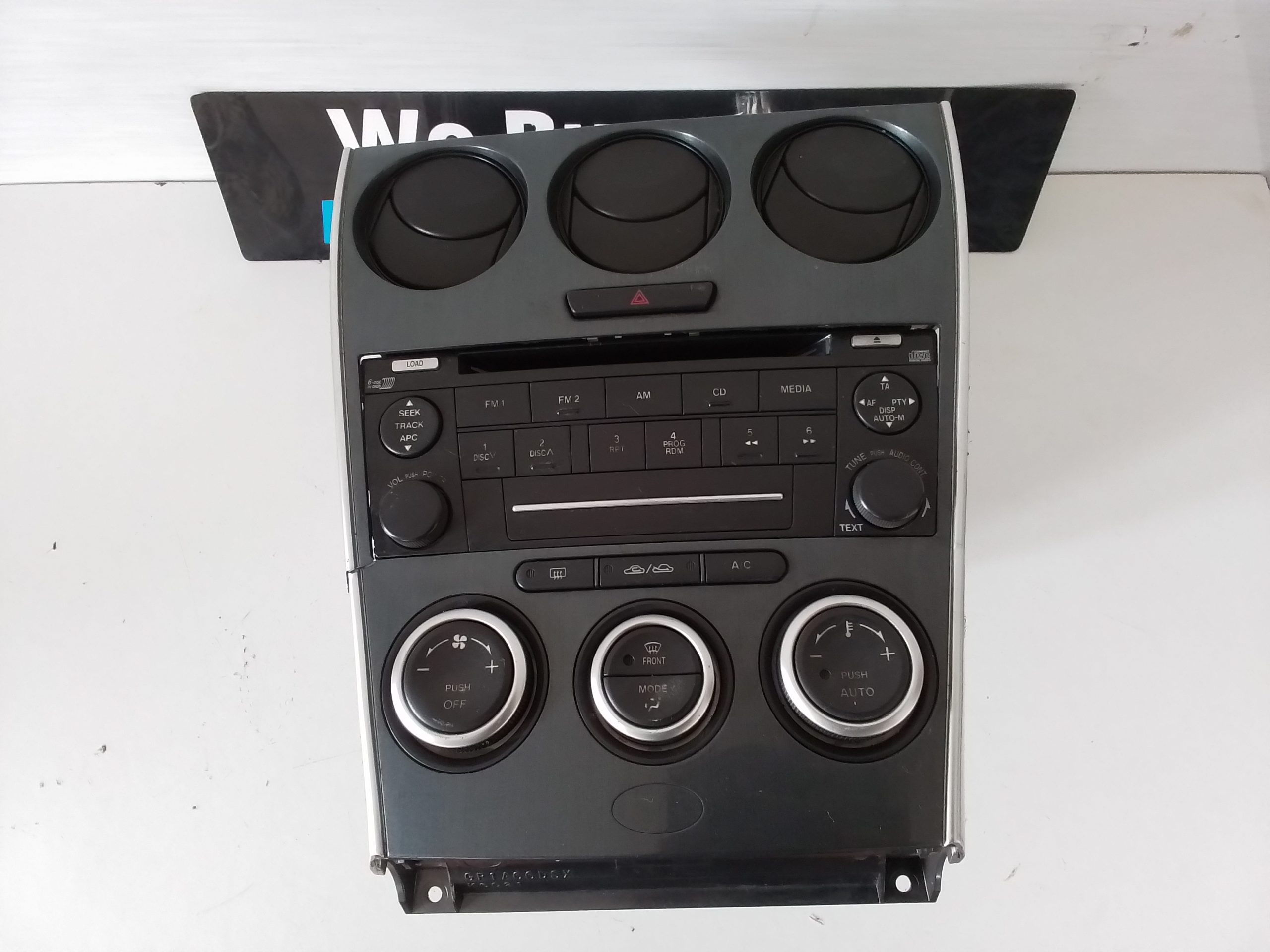 Mazda 6 Radio Console/Climate Control/Vents Complete 2008 Switch OEM