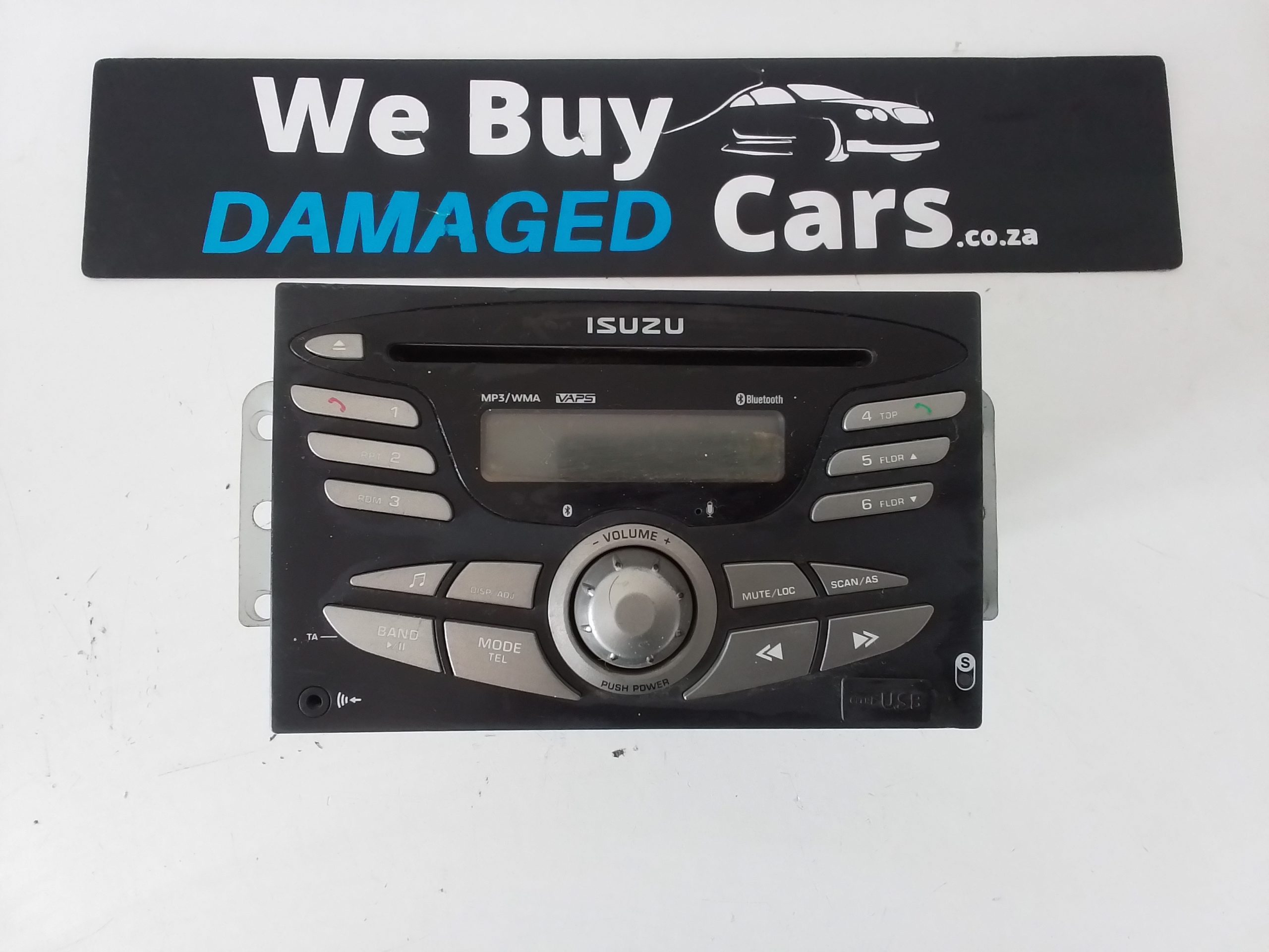 Isuzu Go Big KB Series Radio (Rusty) OEM