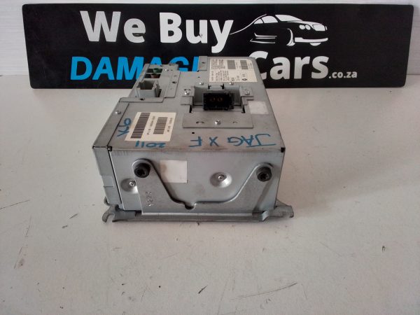 Jaguar XF Radio Screen 2011 OEM - Image 3