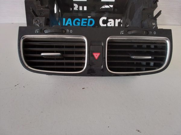 VW/Volkswagen Golf mk6 Centre Air Vents with Radio Bracket OEM - Image 3