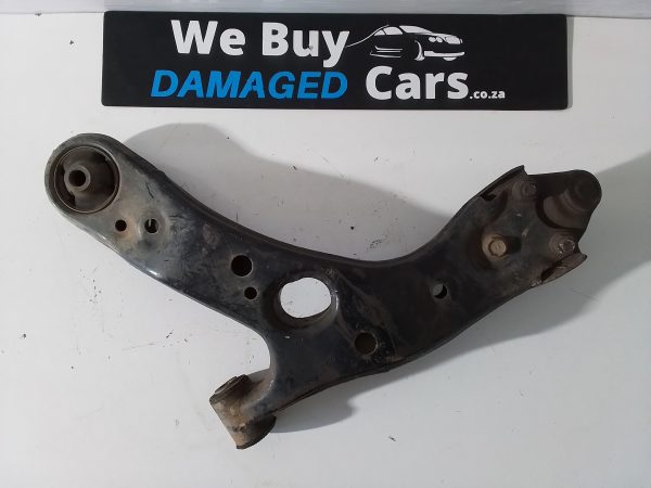 Toyota Corolla Professional 2.0 D4D 2AD Control Arm RHS Front OEM - Image 3