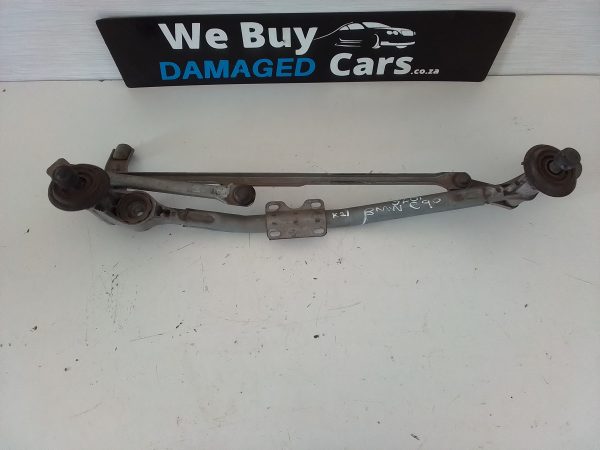BMW E90 320i N43 Wiper Mechanism OEM