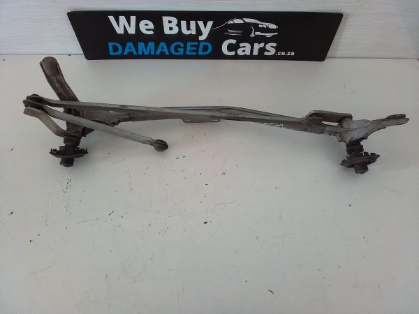BMW E90 320i N43 Wiper Mechanism OEM - Image 3