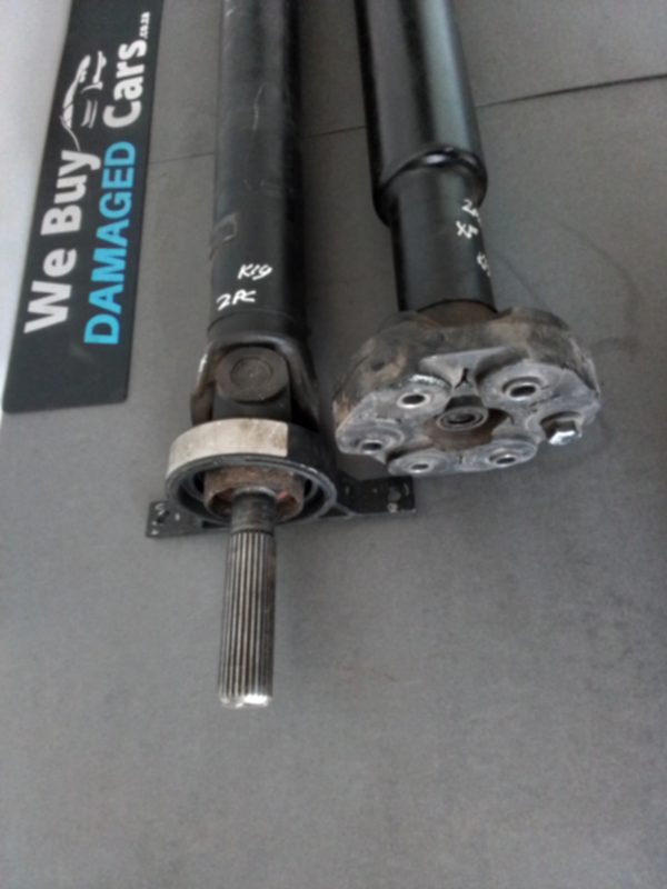 Jaguar XF 3.0 V6 Complete Prop Shaft 2013 OEM - Image 4