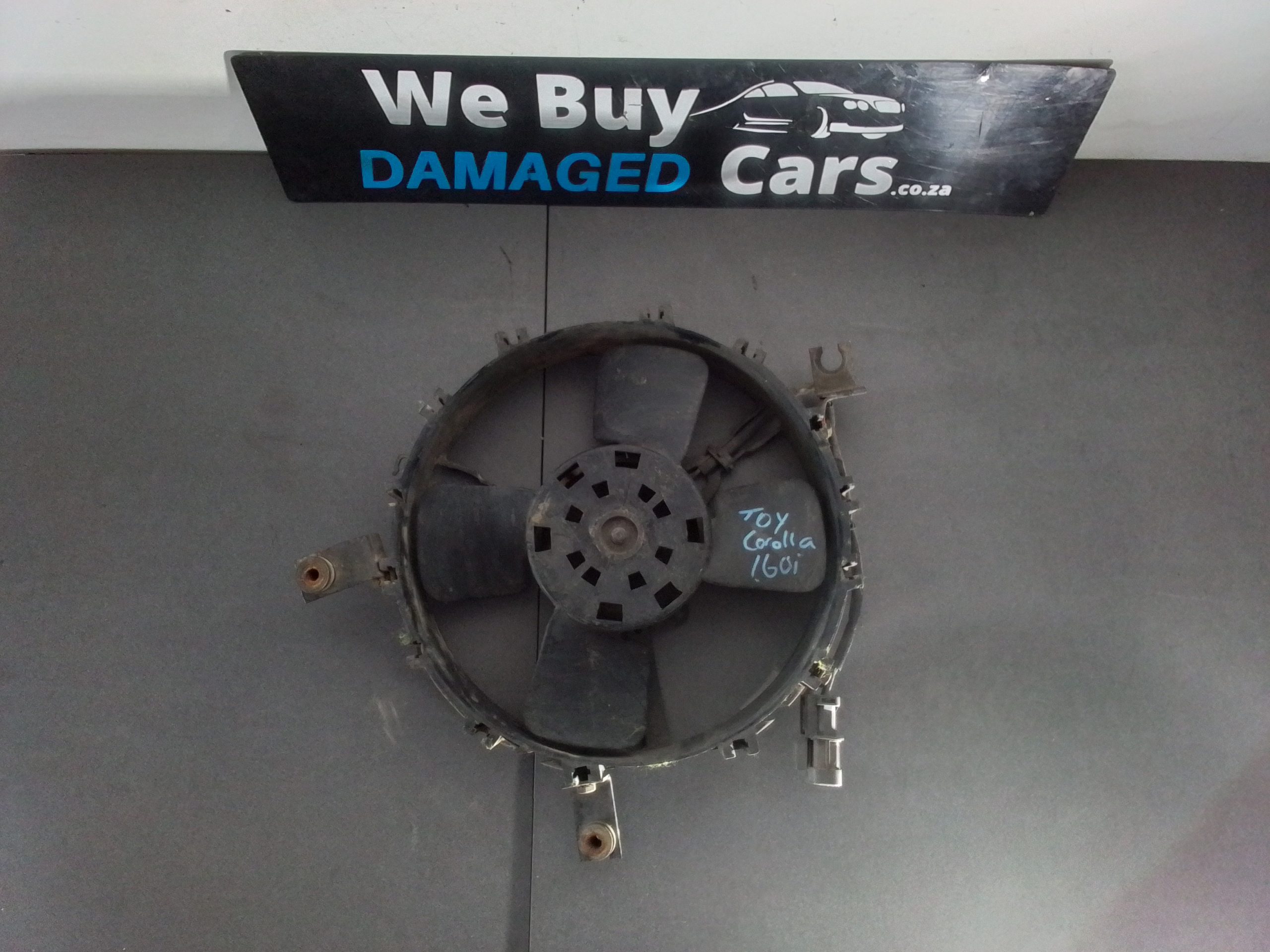Toyota Corolla 160i Fan 1995 OEM