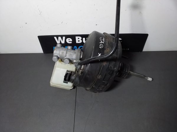 Jaguar XF 2013 Brake Booster/Master/Bottle Complete OEM - Image 3