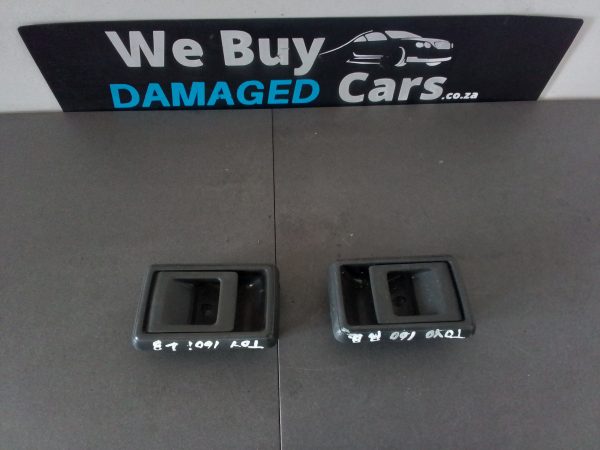 Toyota Corolla Inner Door Handles L/R R/R 1995 OEM