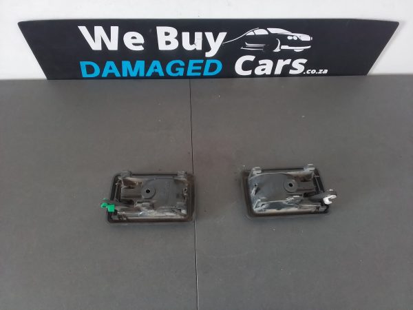 Toyota Corolla Inner Door Handles L/R R/R 1995 OEM - Image 3
