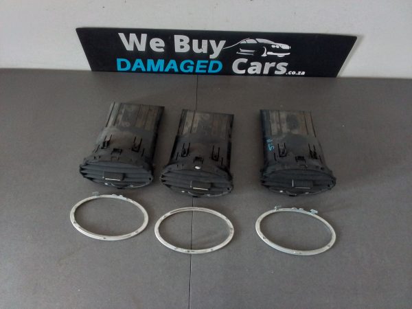 Ford Focus ST Mk2 Dashboard Air Vents singles OEM - Image 4