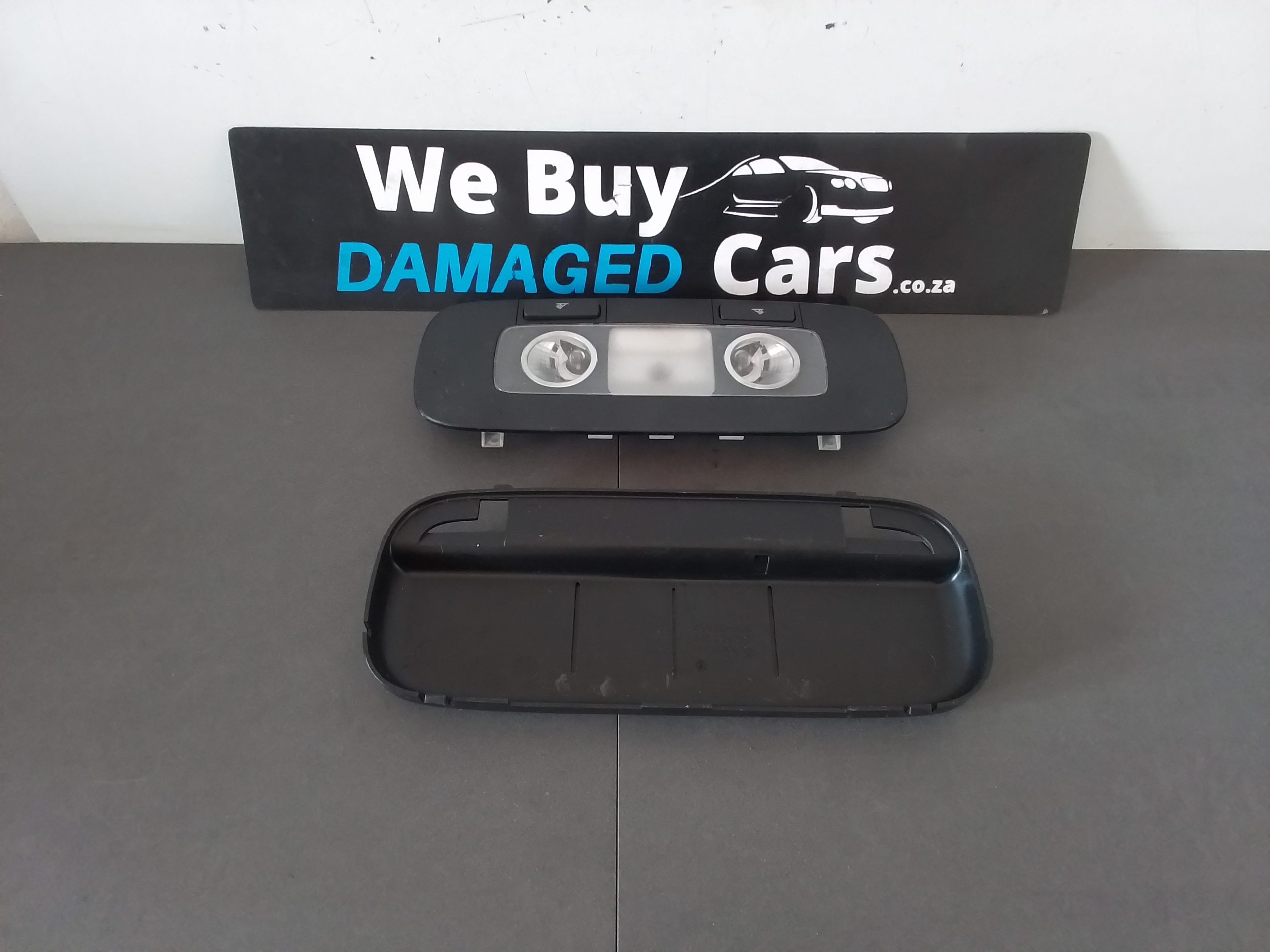 VW/Volkswagen Golf MK6 2.0 GTI CCZ Interia Front Light OEM