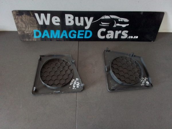 Suzuki Alto 1.0 LHS/RHS Dash Speaker Covers Pair 2013 OEM - Image 2