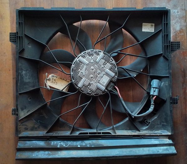 Jeep Grand Cherokee 3.0L J2053 Complete Fan Unit OEM - Image 3