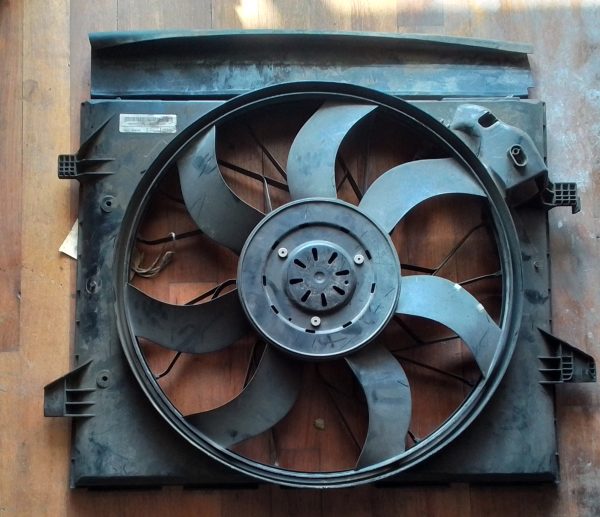 Jeep Grand Cherokee 3.0L J2053 Complete Fan Unit OEM
