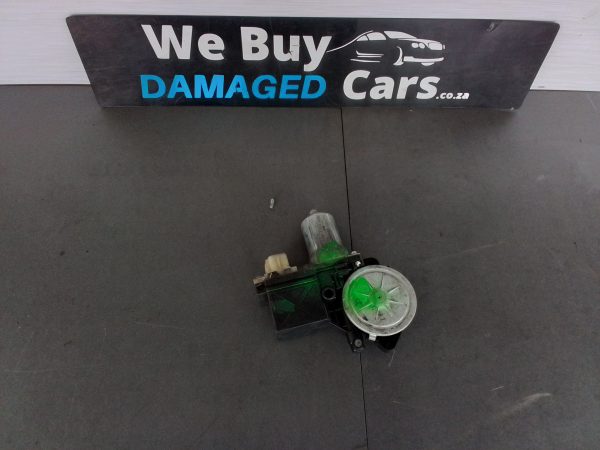 Hyundai i20 RHS Rear Window Motor Only 2012 OEM - Image 3