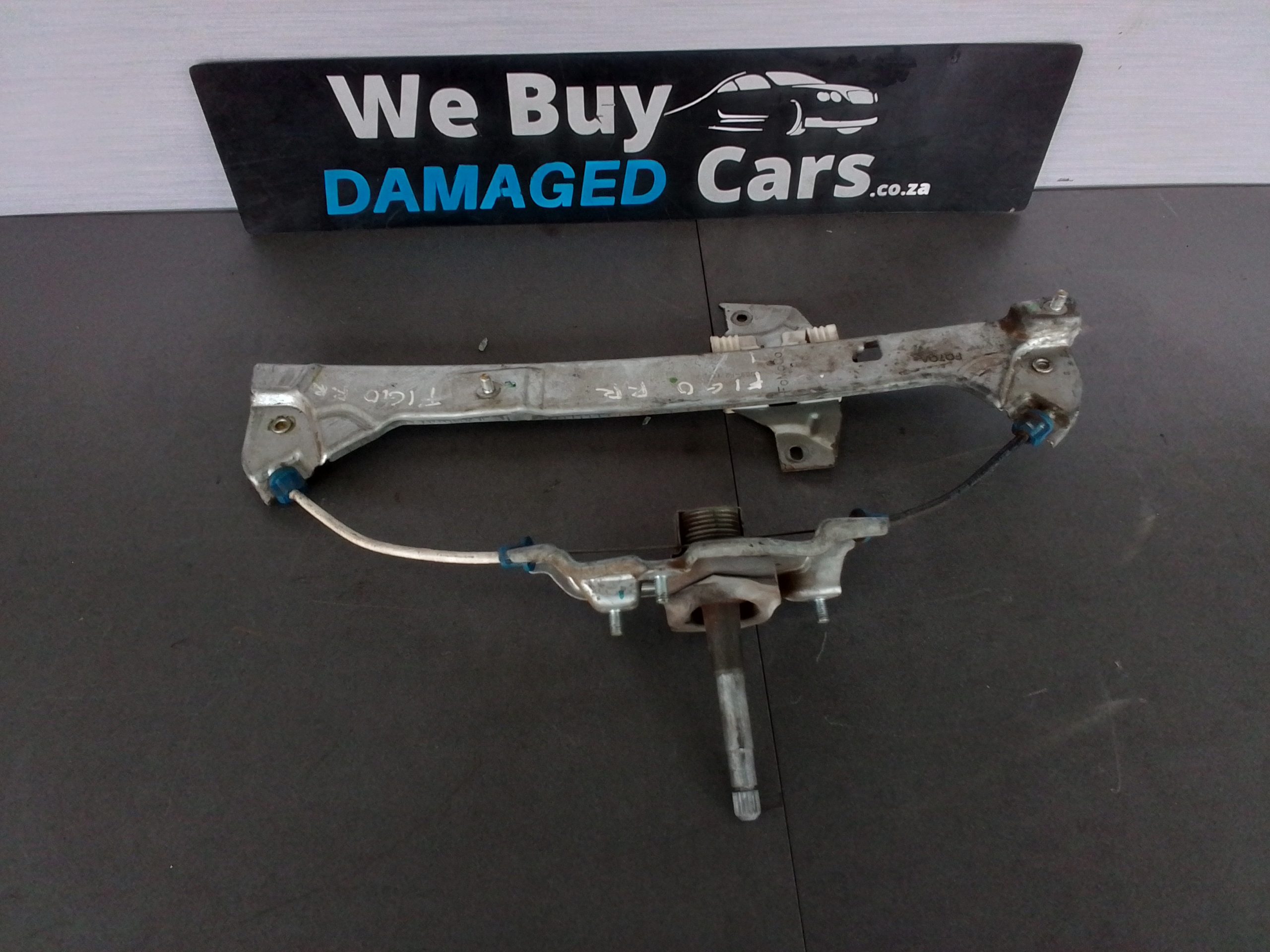 Ford Figo RHS Rear Window Mechanism only 2011 OEM