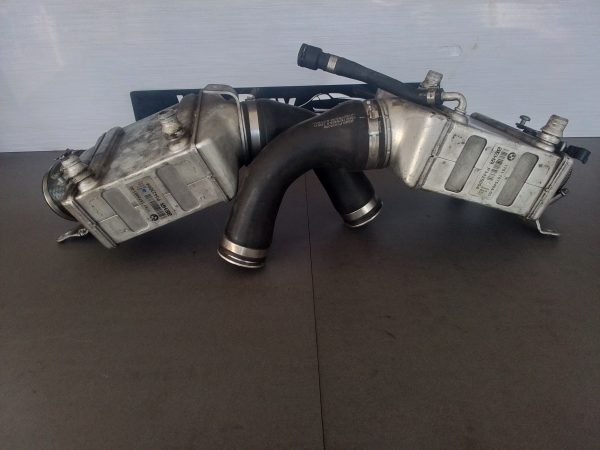BMW F10 550i N63 Intercooler with Boost Pipe and Rubber Cuppling (singles) OEM