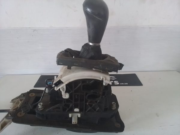 Audi Q7 Gear Selector Auto 2007-2015 OEM
