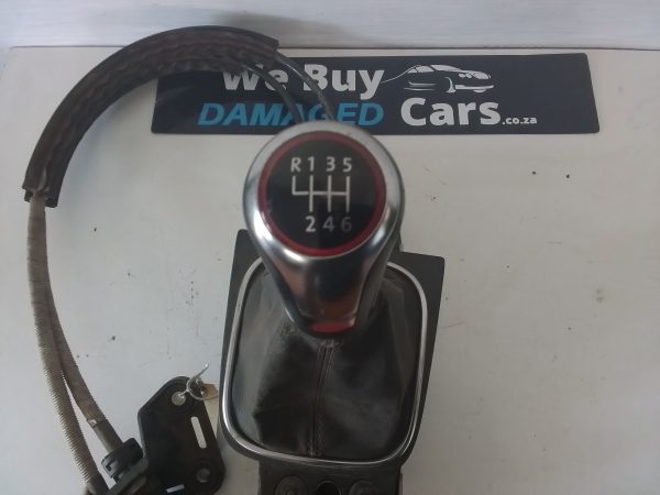 VW / Volkswagen Golf mk6 2.0 GTI CCZ Manual Gear Selector Cables with Gear Knob /Selector OEM
