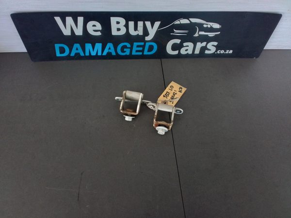 Suzuki Alto Boot Lid Latch 2013 OEM - Image 3