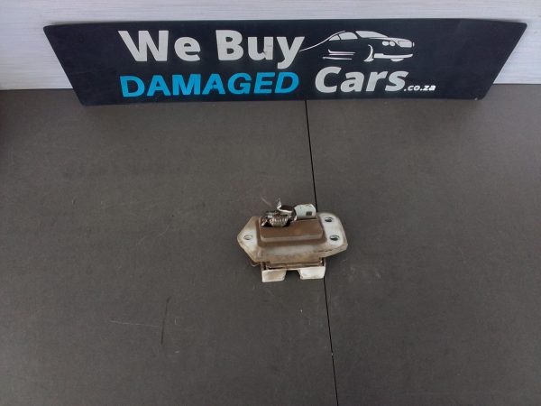 Suzuki Alto Boot Lock 2013 OEM - Image 4