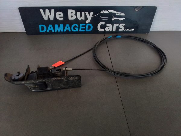 Toyota Yaris Fuel Flap Handle/Cable 2018 OEM - Image 4